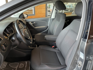 Volkswagen Polo 1.2 Tsi 90 Match + Carplay Polo 76 900km