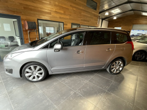 Peugeot 5008 2.0 Hdi 150ch Bvm6 Allure 5008 125 717km