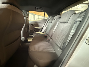 Peugeot 2008 1.5 Hdi 130ch Active 1er Main 2008 90&nbsp;600km