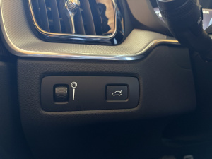 Volvo Xc60 197ch Geartronic 8 R-design Xc 60 99&nbsp;472km