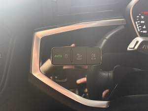 Audi Q3 35 Tfsi 150ch S Tronic 7 S-line 1er Main Q3 73&nbsp;684km