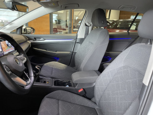 Volkswagen Golf 1.5 Tsi Life Business Golf 76&nbsp;213km