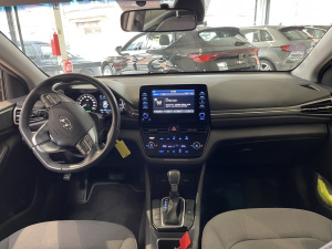 Hyundai Ioniq Hybrid 141 Business Ioniq 74&nbsp;446km