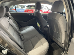 Hyundai Ioniq Hybrid 141 Business Ioniq 74&nbsp;446km