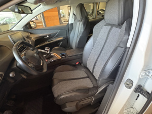 Peugeot 3008 Blue Hdi 130 Eat8 Allure 3008 84&nbsp;424km