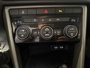 Volkswagen T-roc 1.0 Tsi 110ch Bvm6 Lounge T-roc 49&nbsp;100km
