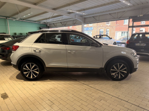 Volkswagen T-roc 1.6 Tdi 115 S&s Lounge T-roc 125&nbsp;581km