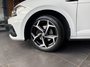 Volkswagen Polo R-line 1.0 Tsi 115ch Polo 96&nbsp;793km