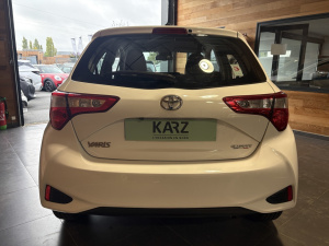 Toyota Yaris Pro My19 Vvt-i France Business Yaris 81&nbsp;394km