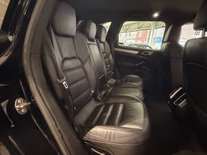 Porsche Cayenne S E-hybrid 3.0 V6 416ch Tiptronic A Cayenne 128&nbsp;650km