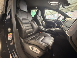 Porsche Cayenne S E-hybrid 3.0 V6 416ch Tiptronic A Cayenne 128&nbsp;650km