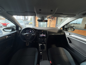 Volkswagen Golf 1.0 Tsi 115ch Iq Drive 1er Main Suivi Complet Golf 54&nbsp;593km