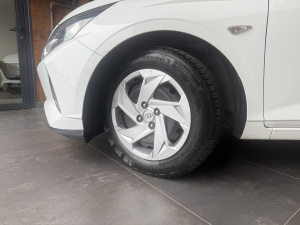 Hyundai I20 1.2 84ch Initia Suivi Complet Hyundai I20 69&nbsp;384km